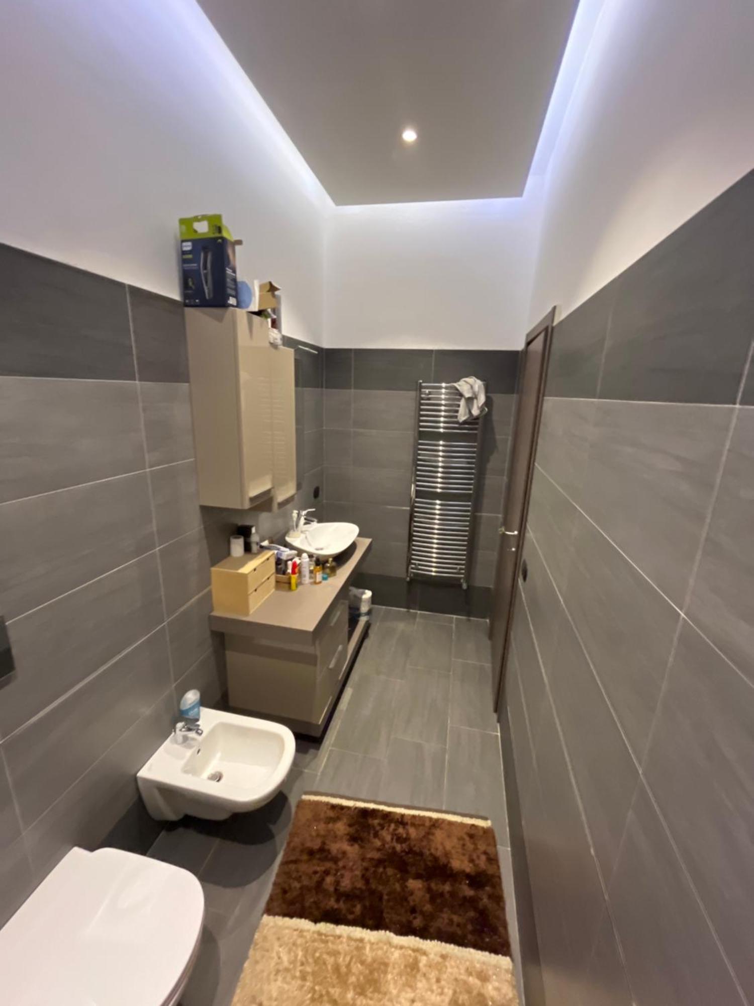 Home Manzoni Bari Luaran gambar
