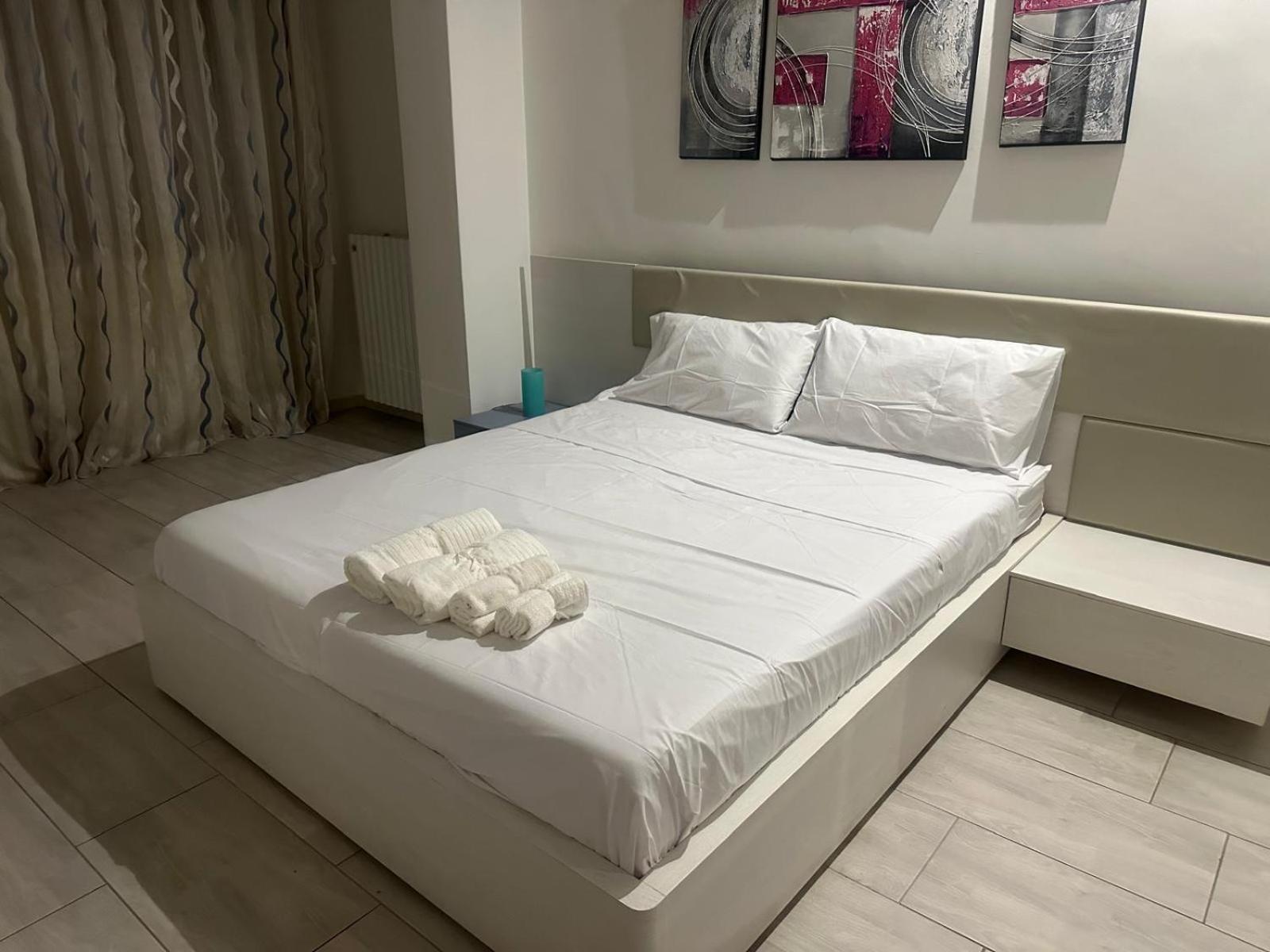 Home Manzoni Bari Luaran gambar